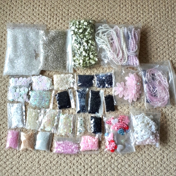 NEW All kinds of beads - Picture 1 of 6